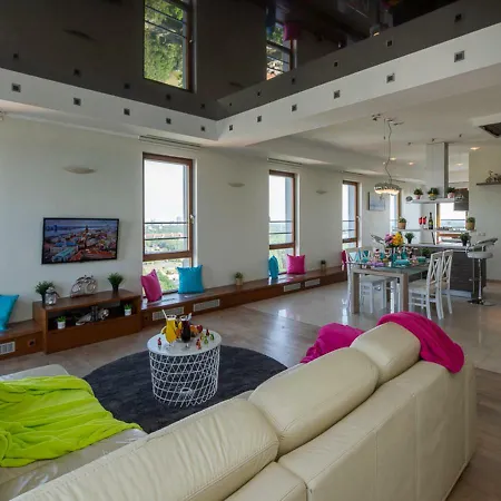 Amazing 24 25 Floor Penthouse With Great View *
